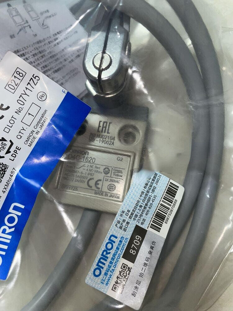 Omron D4C-1620 Limit Switch Magnetic Cylinder
