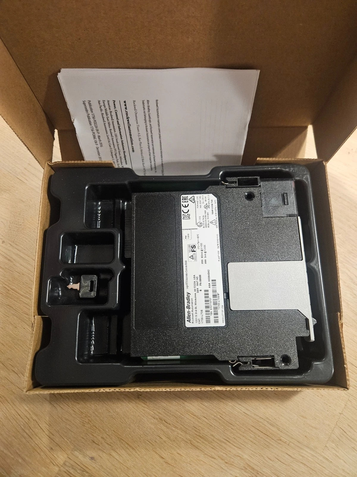 Allen-Bradley 1756-L73 ControlLogix 5570 PLC Controller 8MB