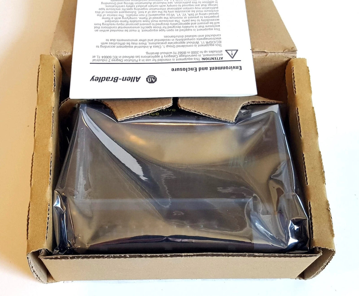 Allen-Bradley 1769-OB16 Compact I/O Output Module 16-Point 24V DC