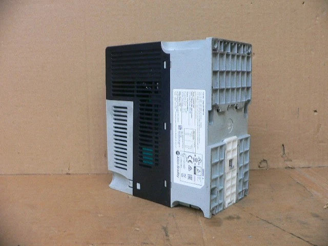 Allen-Bradley 25B-D010N114 PowerFlex 525 AC Drive 4kW 10.5A 380-480VAC