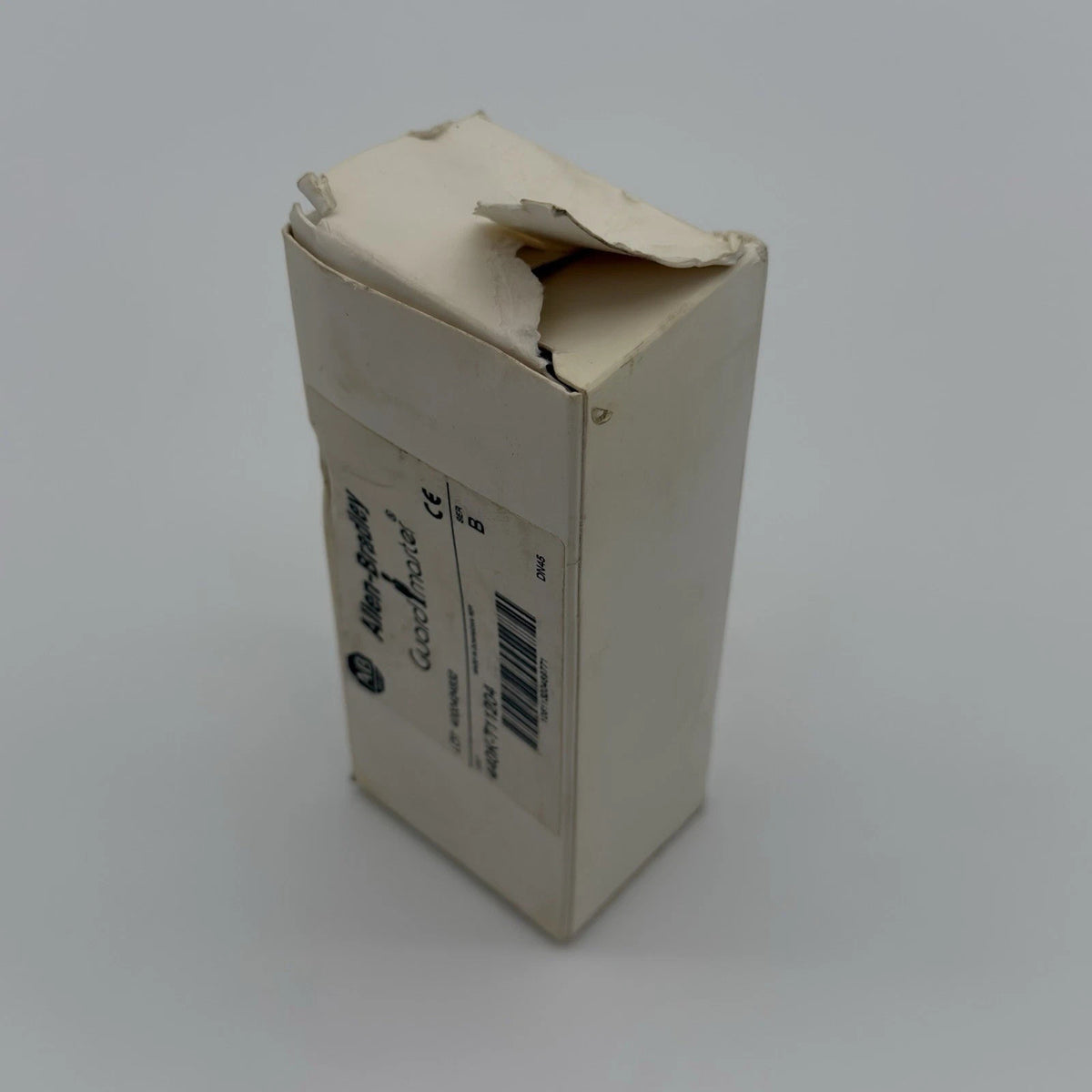 Allen-Bradley 440K-T11204 Tongue Interlock Switch 2NC 1NO 1/2in NPT
