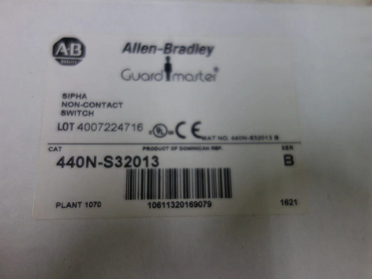 Allen-Bradley 440N-S32013 Sipha Control Unit 24V AC/DC 1NO 1NC 22.5mm