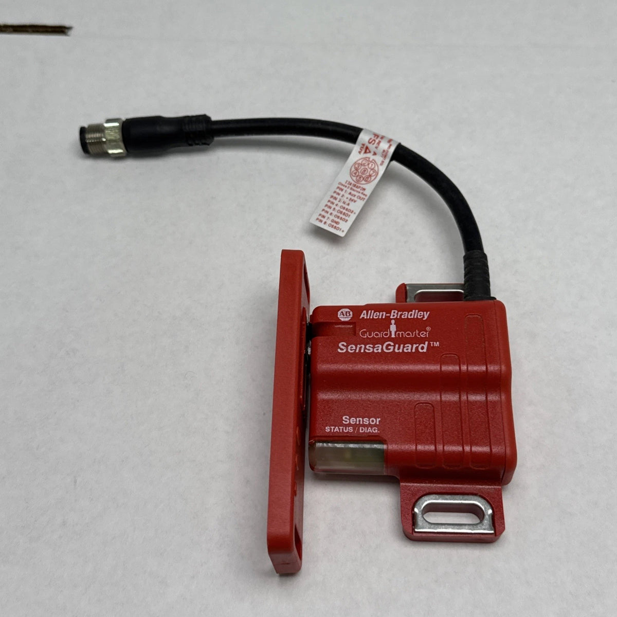 Allen-Bradley 440N-Z21SS3PH Non-Contact Safety Switch 24VDC 8-Pin M12