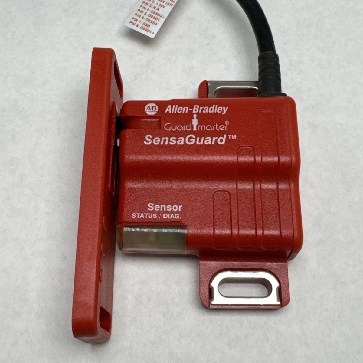 Allen-Bradley 440N-Z21SS3PH Non-Contact Safety Switch 24VDC 8-Pin M12