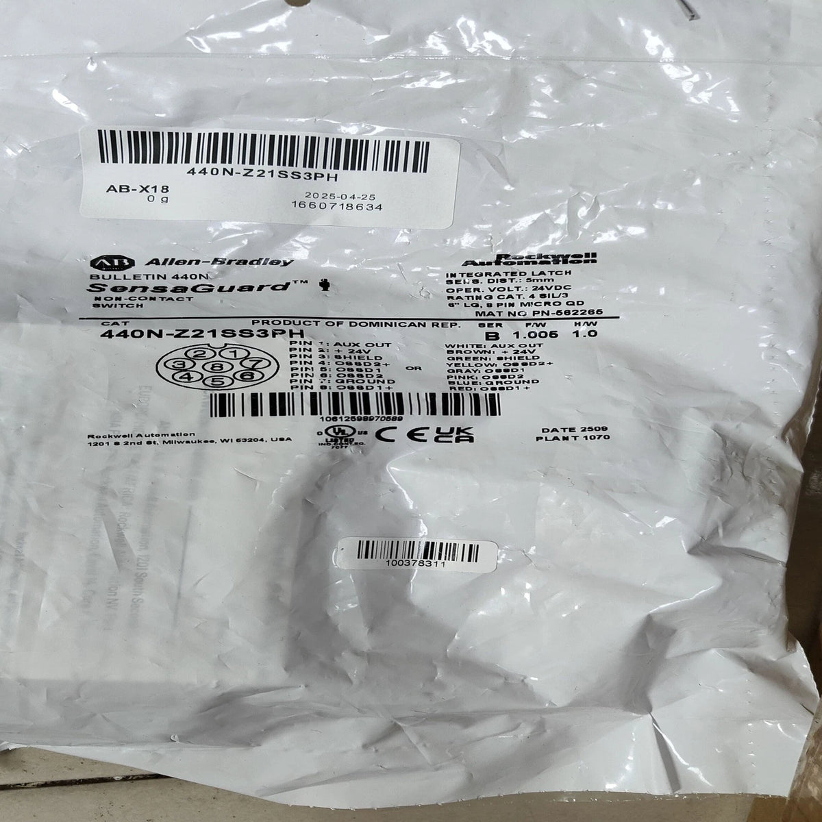 Allen-Bradley 440N-Z21SS3PH Non-Contact Safety Switch 24VDC 8-Pin M12