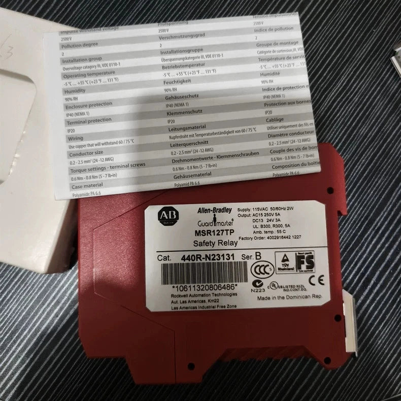 Allen-Bradley 440R-N23131 Safety Relay 115V AC 3NO 1NC