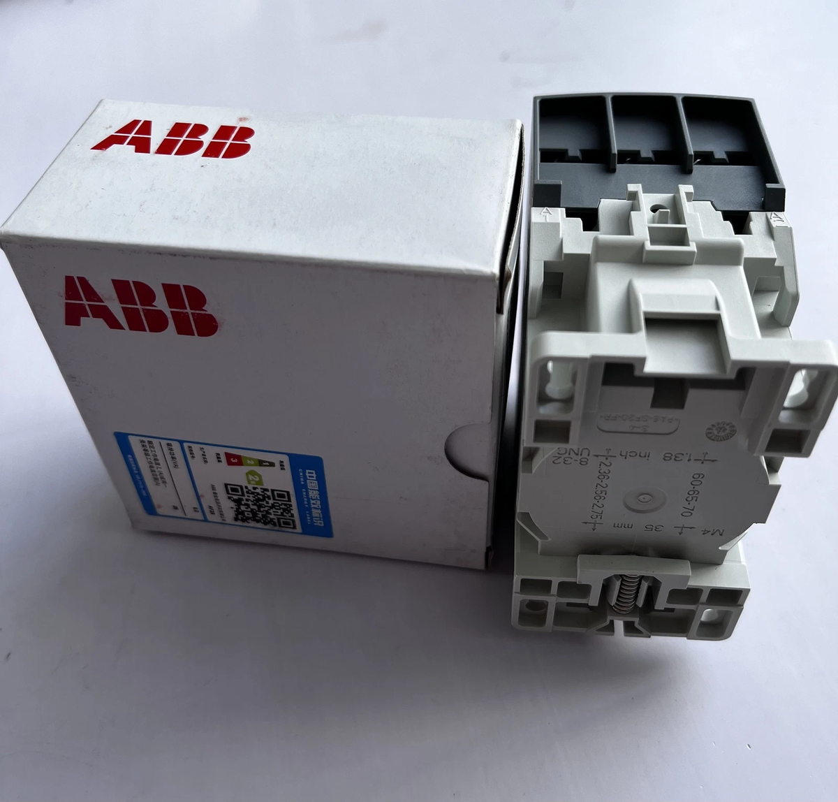 ABB AF26-30-00-11 3-Pole Contactor 26A 24-60VAC 20-60VDC