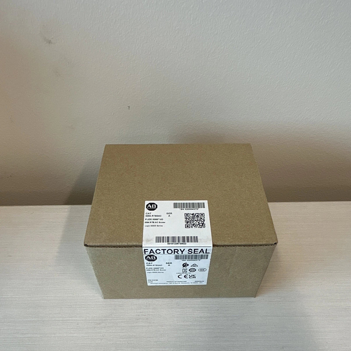 Allen-Bradley 5094-RTB3S Terminal Block Spring-Type 2A 32V DC