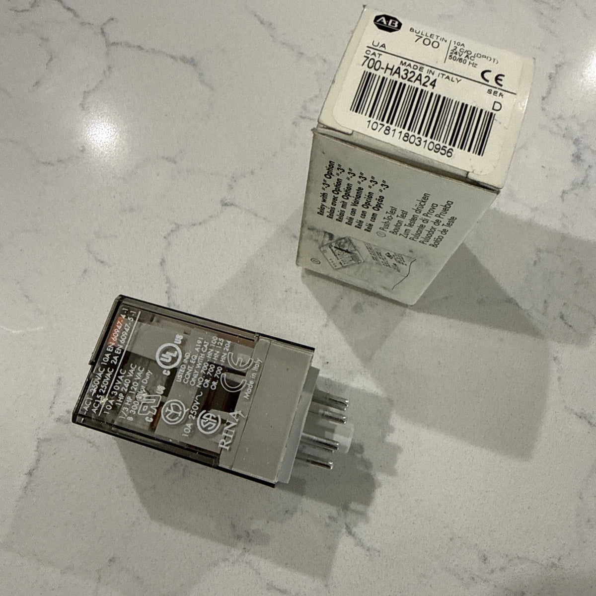 Allen-Bradley 700-HA32A24 General Purpose Relay DPDT 10A 24V AC