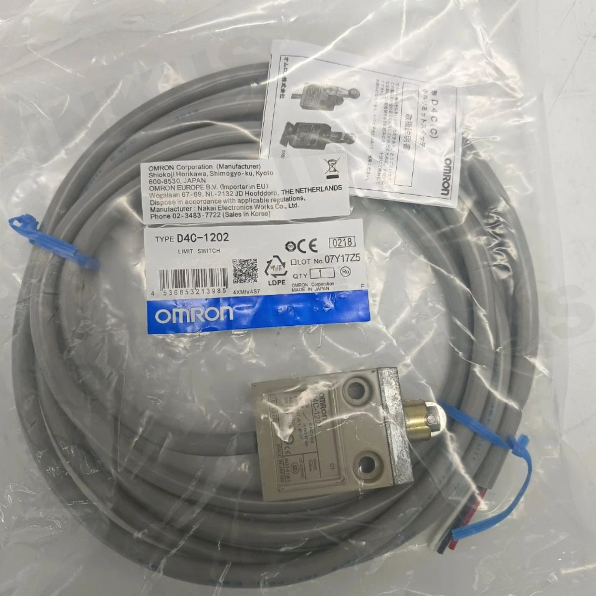 Omron D4C-1202 Limit Switch 24VDC 2A Pin Plunger