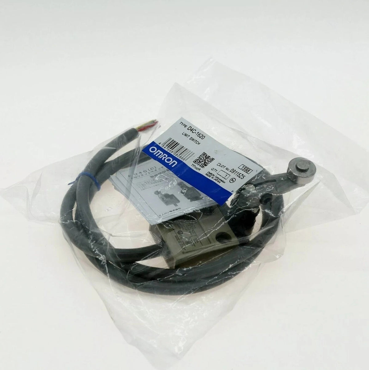 Omron D4C-1620 Limit Switch 24VDC 2A Roller Lever