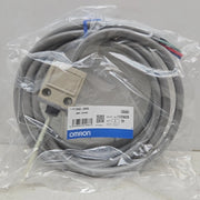 Omron D4C-1650 Limit Switch 24VDC 2A Roller Lever