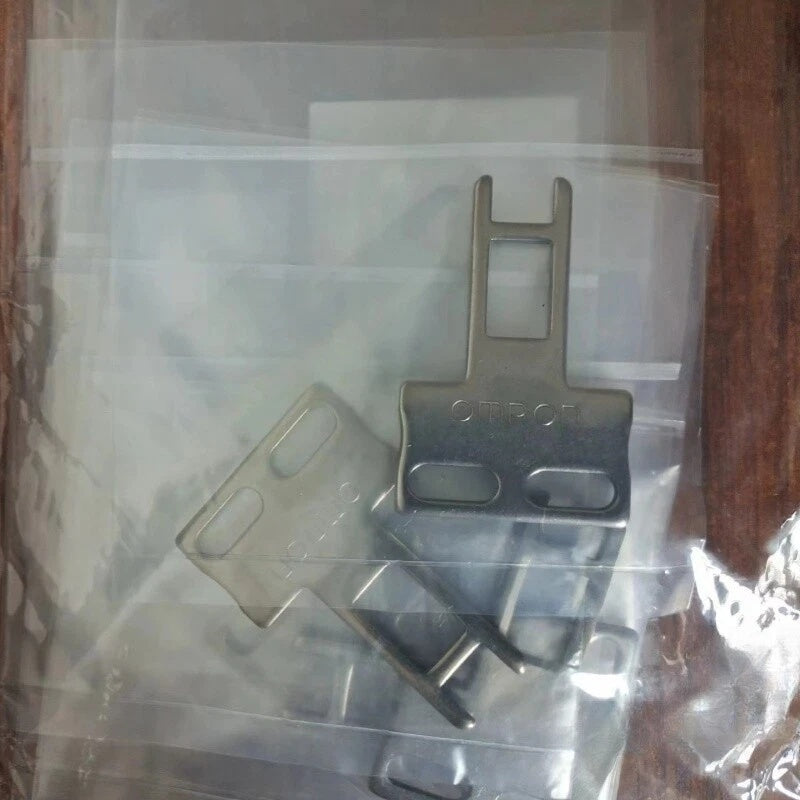 Omron D4DS-K1 Safety Door Switch 230VAC 2A Key