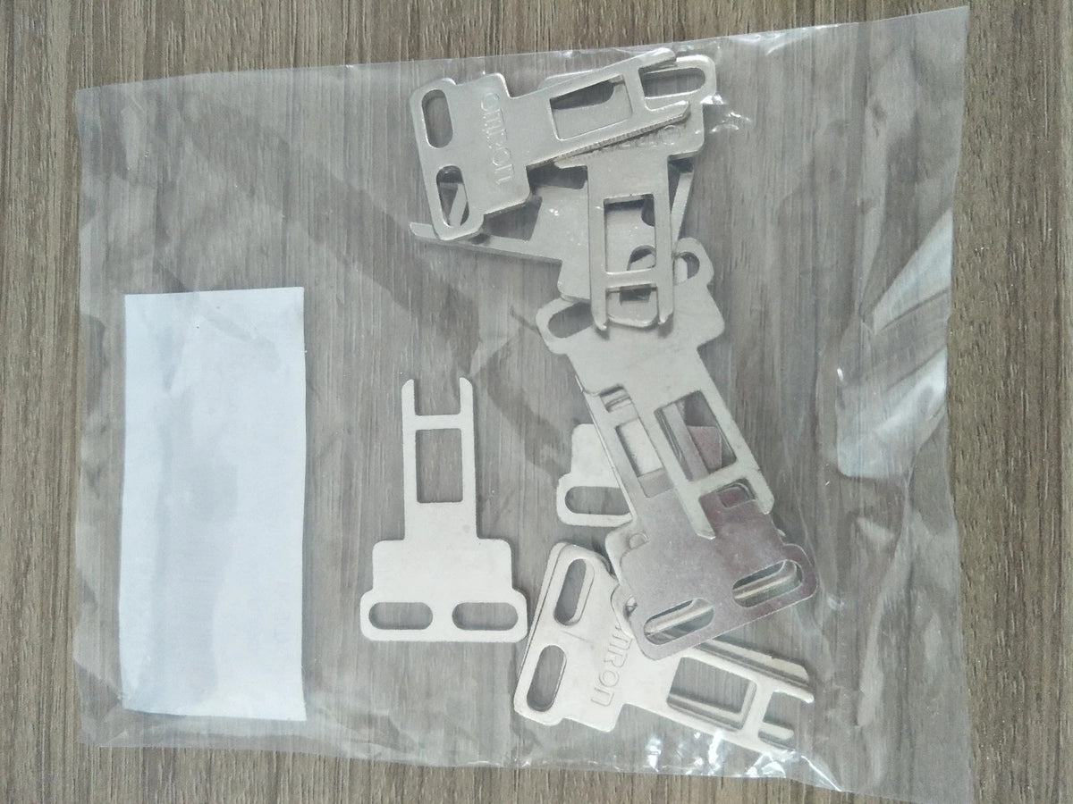 Omron D4DS-K1 Safety Door Switch 230VAC 2A Key