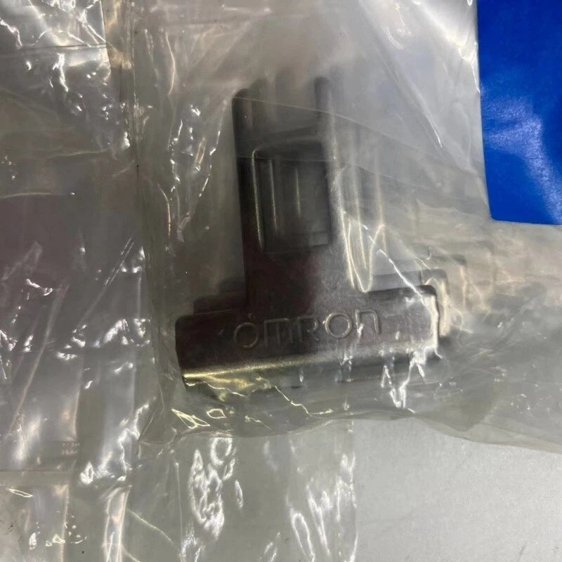 Omron D4DS-K2 Safety Door Switch 230VAC 2A Key