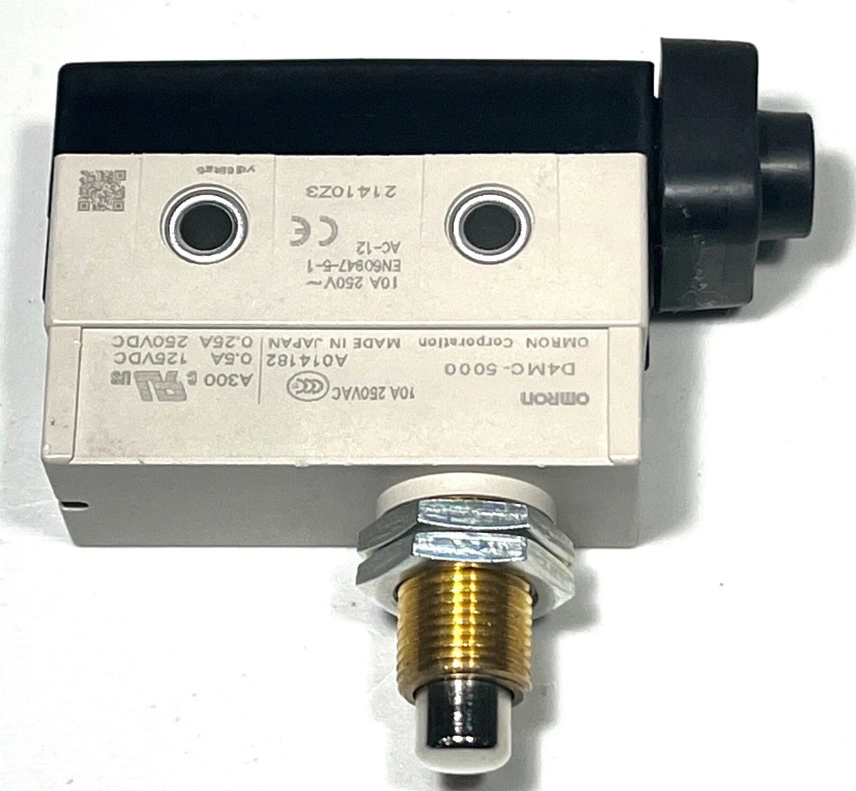 Omron D4MC-5000 Limit Switch 250VAC 10A Pin Plunger