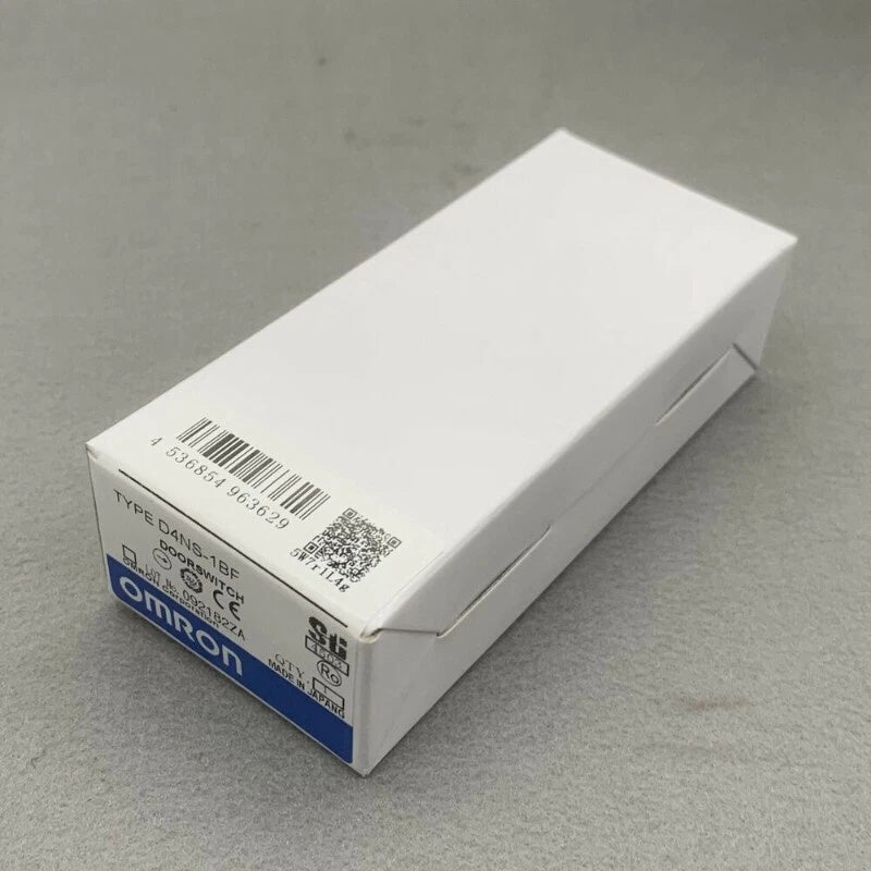 Omron D4NS-1BF Safety Door Switch 230VAC 3A Key