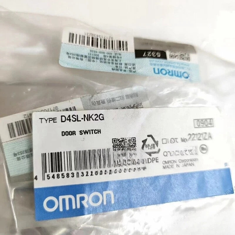 Omron D4SL-NK2G Safety Door Switch 24VDC 3A Key