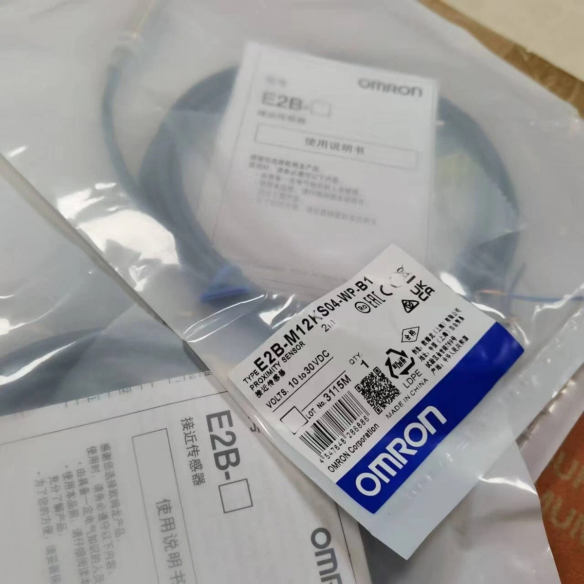 Omron E2B-M12KS04-WP-B1 Proximity Sensor 4mm PNP NO 10-30VDC