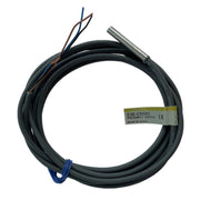 Omron E2E-CR8B1 Sensor 0.8mm PNP NO 10-30VDC