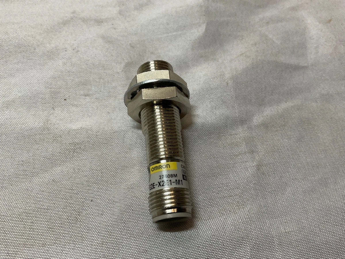 Omron E2E-X2E1-M1 Proximity Switch 2mm 10-30VDC