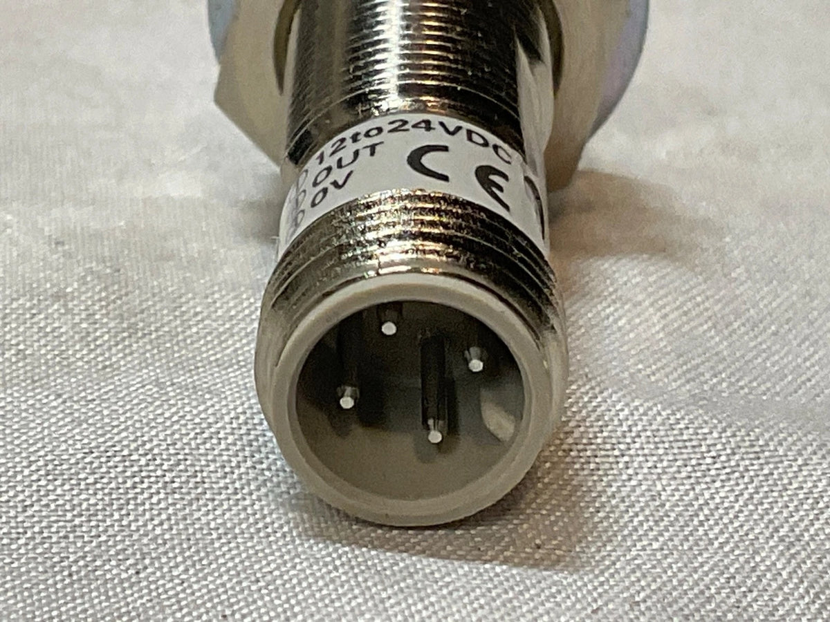 Omron E2E-X2E1-M1 Proximity Switch 2mm 10-30VDC