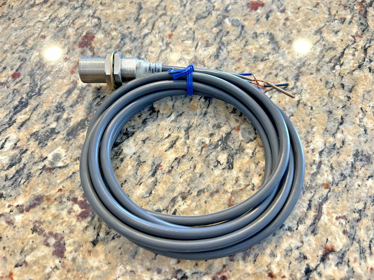 Omron E2E-X5F1 Inductive Proximity Sensor 5mm PNP NO 10-30VDC