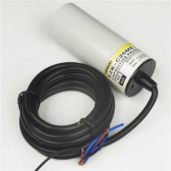Omron E2K-C25ME1 Capacitive Proximity Sensor 25mm NPN NO 10-30VDC