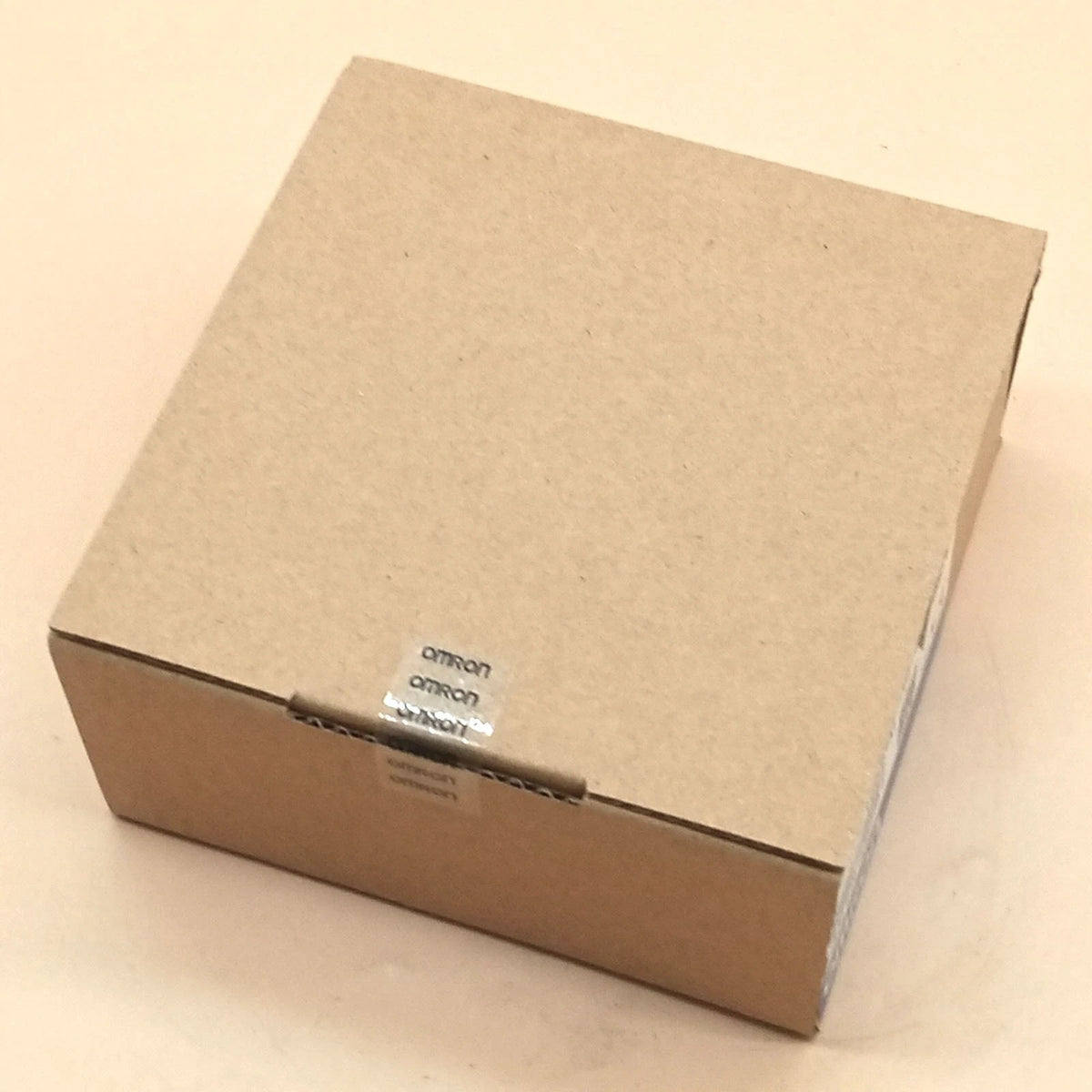 Omron E2K-X15MF1 Capacitive Proximity Sensor 15mm PNP NO 10-30VDC