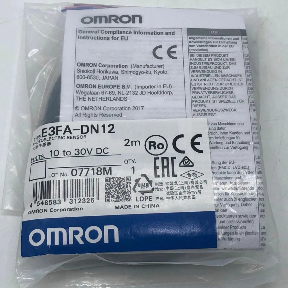 Omron E3FA-DN12 Photoelectric Sensor 300mm NPN 10-30 VDC