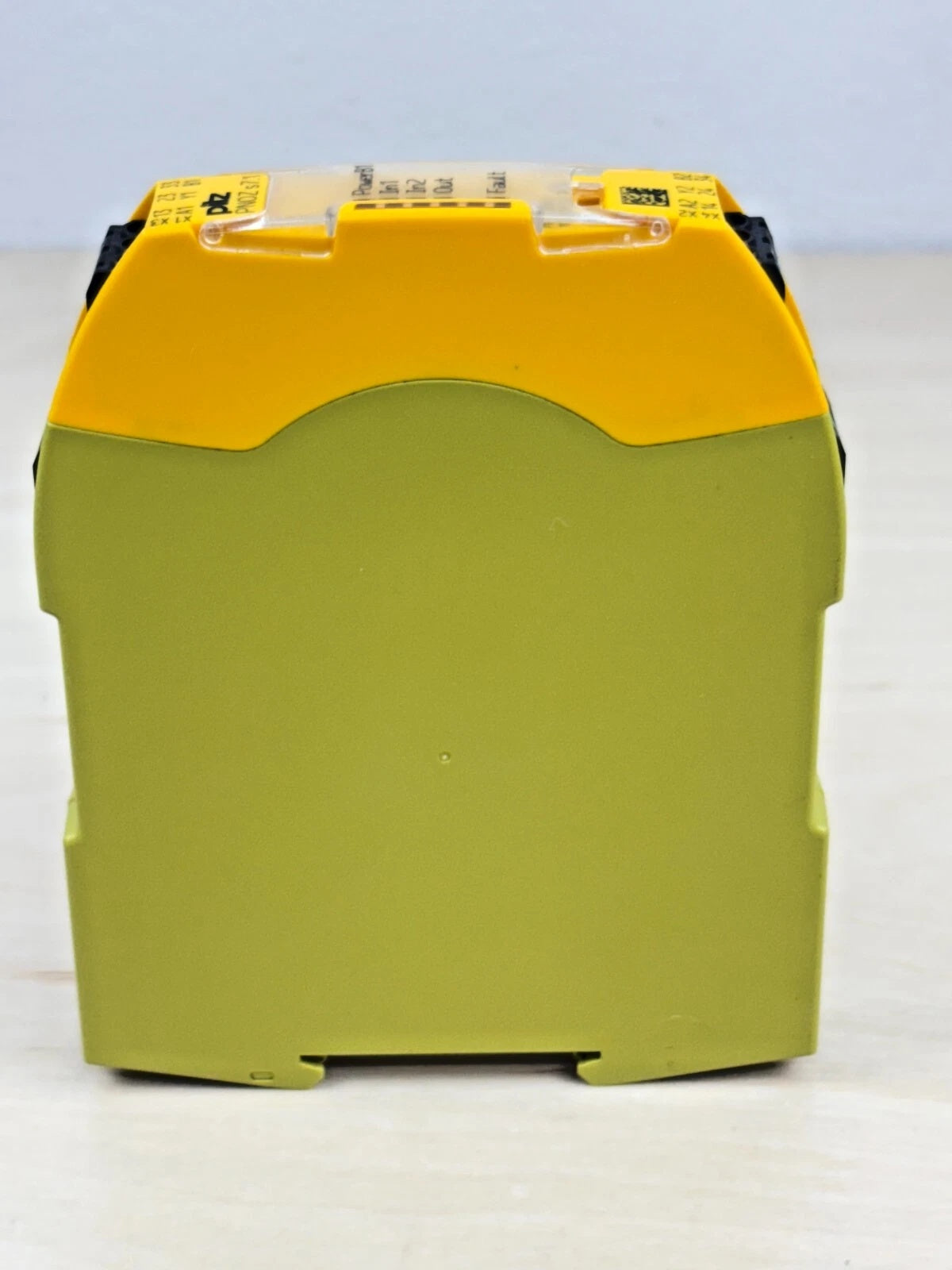 PILZ PNOZ S7.1 750167 Safety Relay Expansion Module 24VDC 3NO 17.5mm