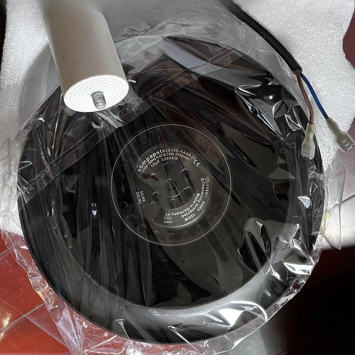 Ebmpapst R2E220-AA44-23 AC Centrifugal Fan 115VAC 220mm