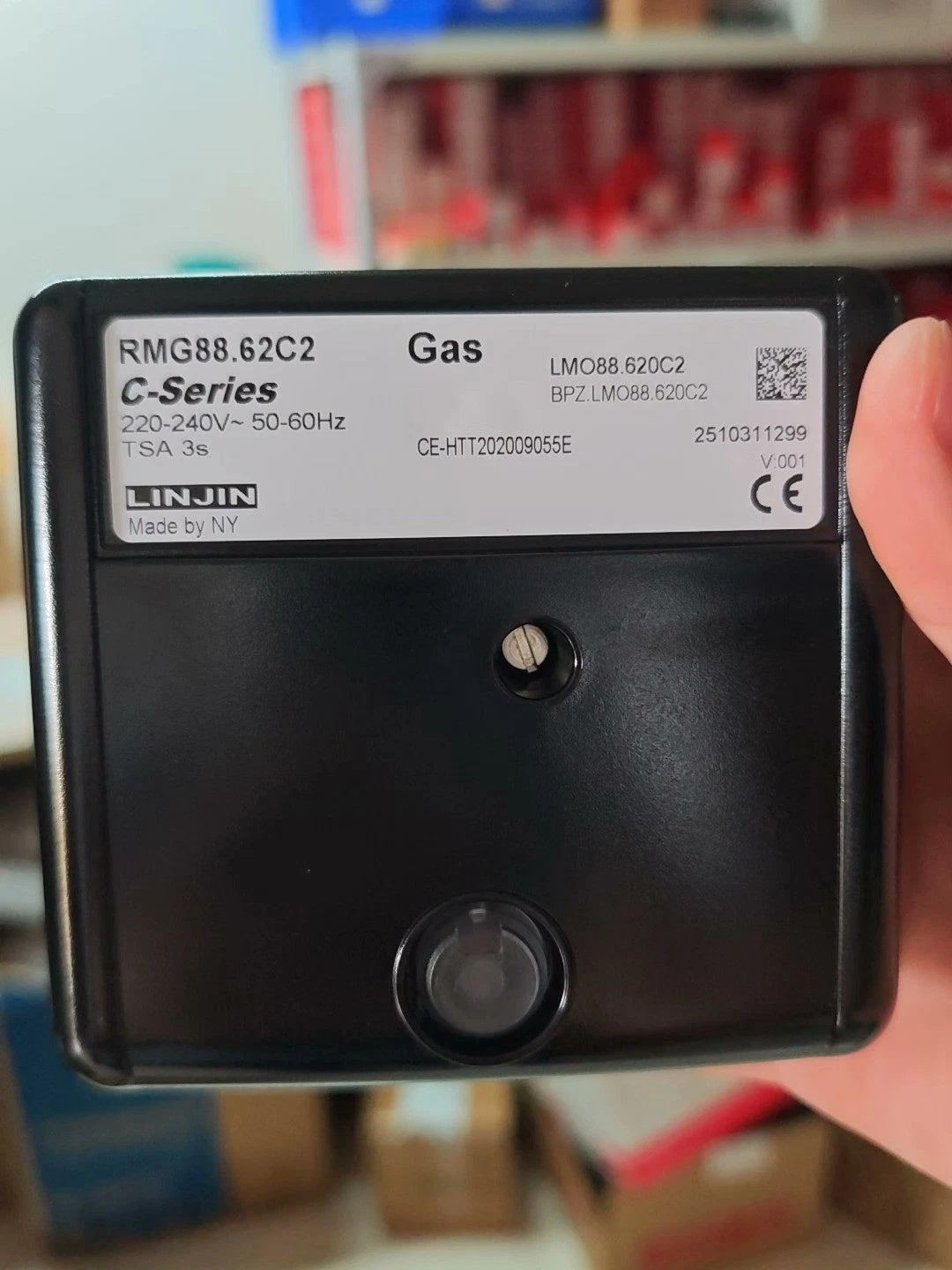 SIEMENS RMG88.62C2 Burner Control 220-240VAC 50/60Hz