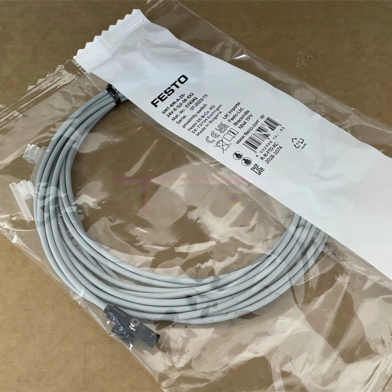 FESTO SMT-8M-A-ZS-24V-E-5,0-OE Cylinder Position Sensor PNP/NPN 24VDC 5m