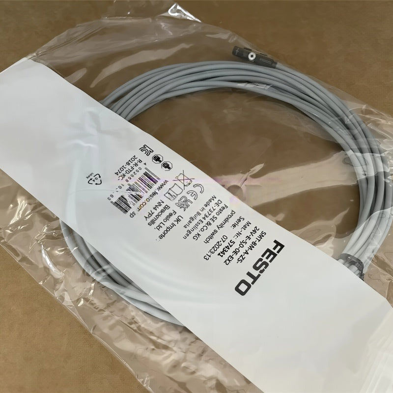 FESTO SMT-8M-A-ZS-24V-E-5,0-OE Cylinder Position Sensor PNP/NPN 24VDC 5m