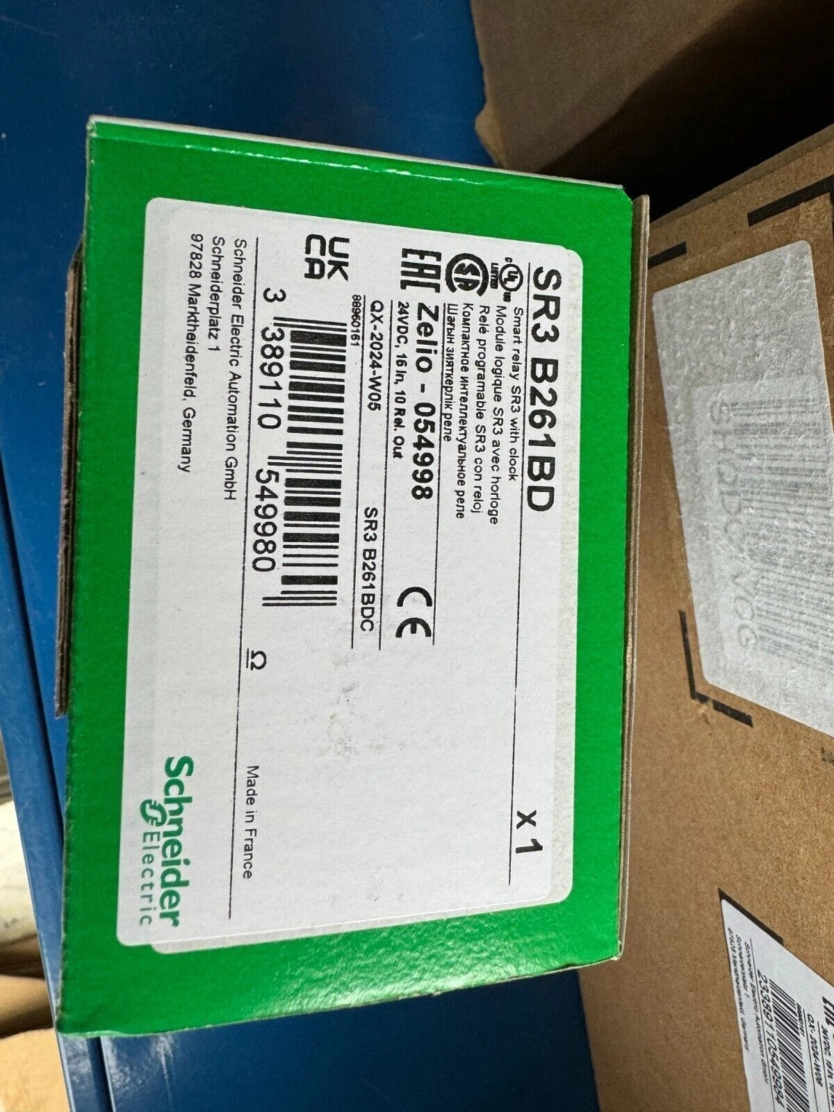 Schneider SR3B261BD Relay 24 VDC 16 Inputs 10 Relay Outputs