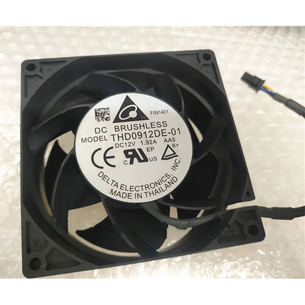 Delta Electronics THD0912DE-01 DC Axial Fan 12VDC 1.92A