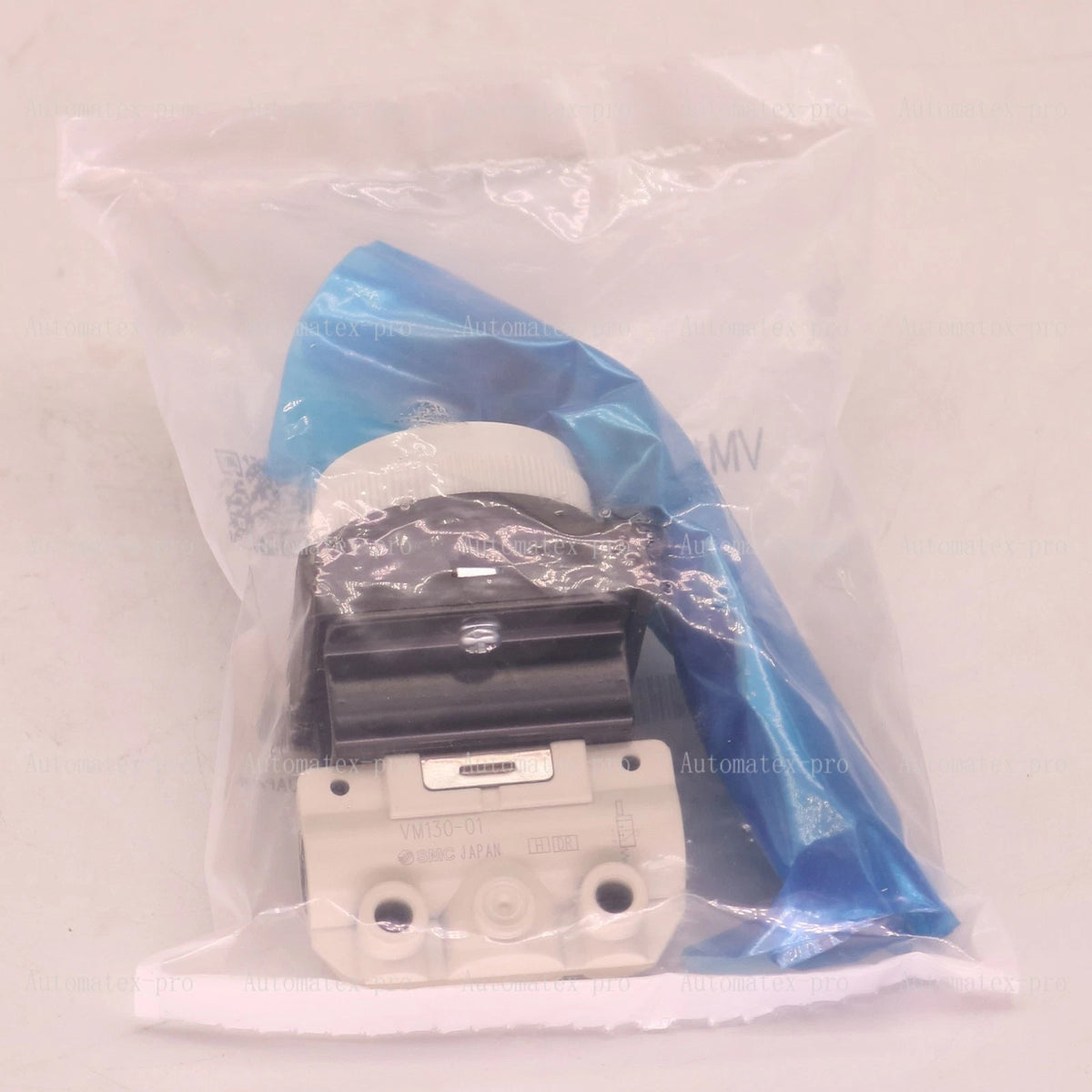 SMC VM130-01-33A Solenoid Valve 24VDC 3/2-Way
