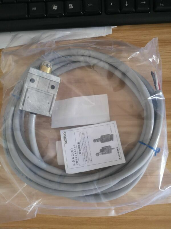 OMRON D4C-1602 Enclosed Limit Switch Industrial Supplier