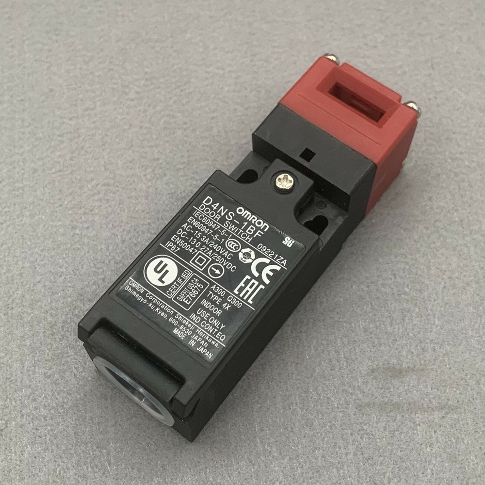 OMRON D4NS-1BF Safety Door Switch Industrial Supplier